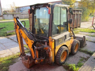 Экскаватор-погрузчик колесный JCB 1CX, регистрационный знак: 2021РС78
